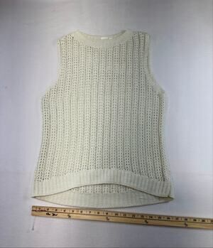 Cream Crochet Sweater Vest Knit Tank Top Curved Hem Medium Boho 0058A2